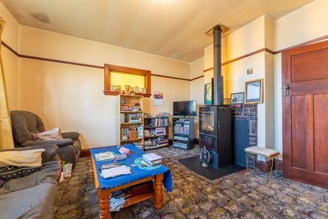 Photo of property in 20 Rhodes Street, Waimate, 7924