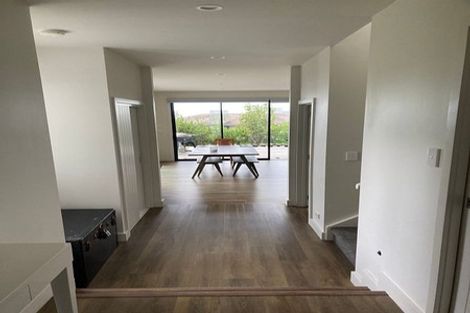 Photo of property in 9 Koru Place, Snells Beach, 0920