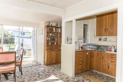 Photo of property in 71 Barraud Street, Dannevirke, 4930