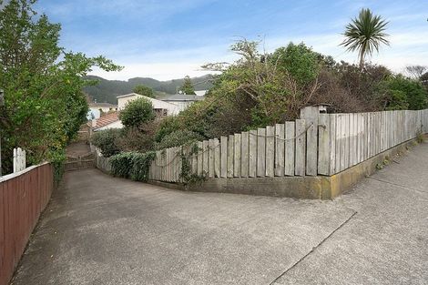 Photo of property in 162 Wellington Road, Paekakariki, 5034