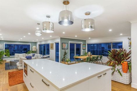 Photo of property in 249 Manly Street, Paraparaumu Beach, Paraparaumu, 5032