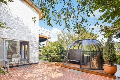 Photo of property in 2 Ramsey Place, Karori, Wellington, 6012