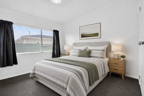 Photo of property in 2/22 Great South Road, Papakura, 2110