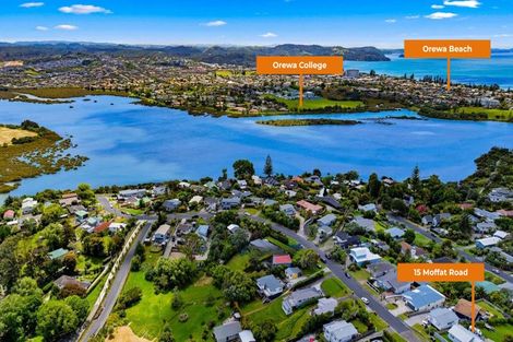 Photo of property in 15 Moffat Road, Red Beach, 0932