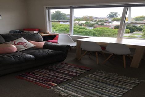 Photo of property in 1/32 Simkin Avenue, St Johns, Auckland, 1072
