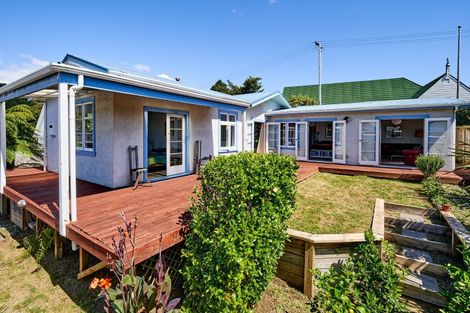 Photo of property in 111a Amohia Street, Paraparaumu, 5032