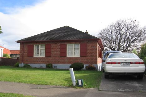 Photo of property in 99 Rangiora Avenue, Roslyn, Palmerston North, 4414