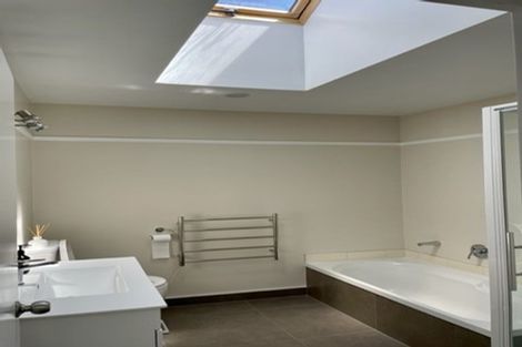 Photo of property in 7/14 Fields Parade, Oteha, Auckland, 0632