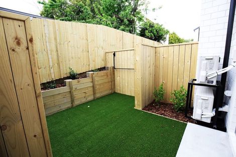 Photo of property in 7/16 Nova Place, Christchurch Central, Christchurch, 8011