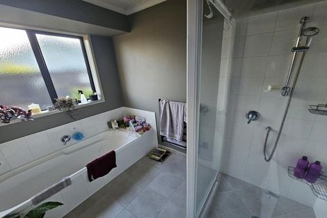 Photo of property in 12 Camberley Way, Huntington, Hamilton, 3210