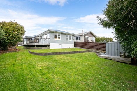 Photo of property in 35 Lynda Avenue, Paparangi, Wellington, 6037