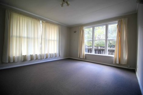 Photo of property in 2 Nash Road, Mount Roskill, Auckland, 1041