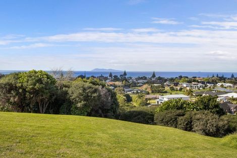 Photo of property in 27 Tohora View, Waihi Beach, 3611