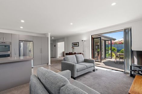 Photo of property in 66 Carrington Drive, Papamoa Beach, Papamoa, 3118