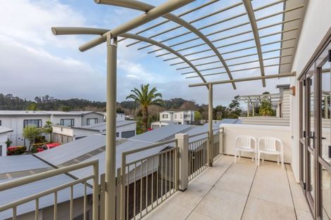 Photo of property in The Grange, 14/92 Bush Road, Albany, Auckland, 0632