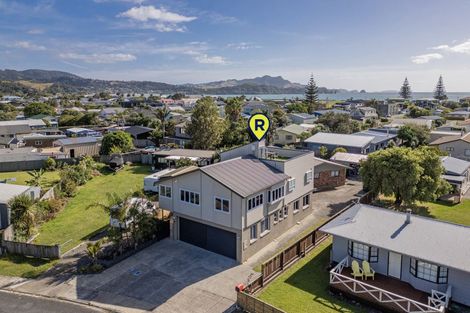 Photo of property in 2a Poplar Street, Whitianga, 3510