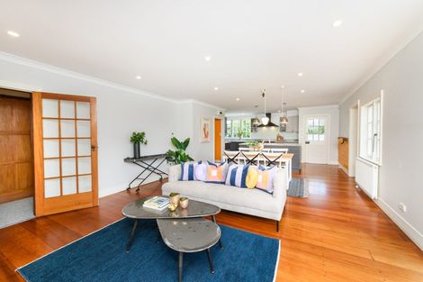 Photo of property in 38 Langston Avenue, Palmerston North, 4414