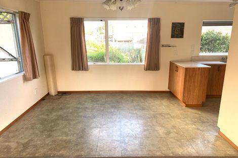 Photo of property in 1024 East Coast Road, Fairview Heights, Auckland, 0630