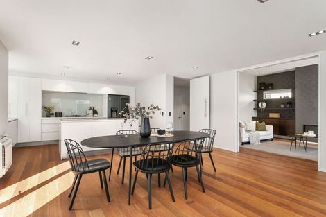 Photo of property in 43 Hawkesbury Avenue, St Albans, Christchurch, 8014