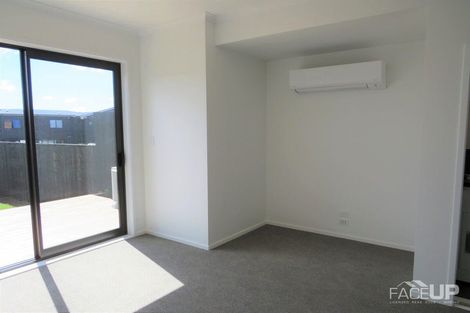 Photo of property in 9/1 Scott Road, Hobsonville, Auckland, 0616