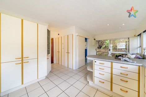 Photo of property in 111 Tirohanga Road, Tirohanga, Lower Hutt, 5010