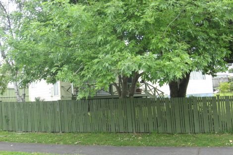 Photo of property in 39 Frobisher Way, Clendon Park, Auckland, 2103