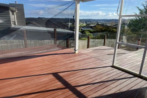 Photo of property in 90 Oakway Drive, Schnapper Rock, Auckland, 0632