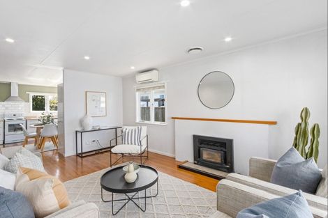 Photo of property in 7 Palmerston Road, Havelock North, 4130