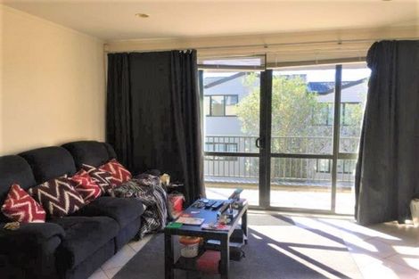 Photo of property in 14/8 Flynn Street, Birkdale, Auckland, 0626