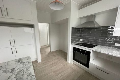 Photo of property in 4 Waiwera Crescent, Maupuia, Wellington, 6022