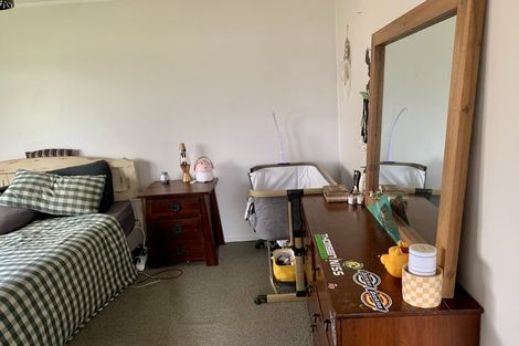 Photo of property in 50b Hartford Crescent, Totara Park, Upper Hutt, 5018