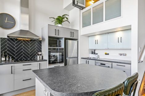 Photo of property in Stadium Garden Flats, 114/107 Thorndon Quay, Pipitea, Wellington, 6011