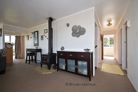 Photo of property in 19 Mariner Cove Road, Tinopai, Matakohe, 0593