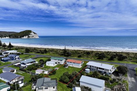 Photo of property in 11 Moana Drive, Mahia, 4198