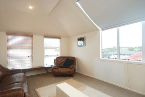 Photo of property in 16 Valley Road, Pukekohe, 2120