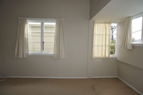 Photo of property in 242 Rintoul Street, Berhampore, Wellington, 6023