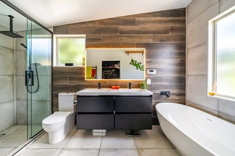 Photo of property in 71 Wyndrum Avenue, Waterloo, Lower Hutt, 5011