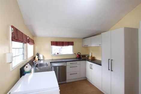 Photo of property in 25 Hood Street, New Brighton, Christchurch, 8061