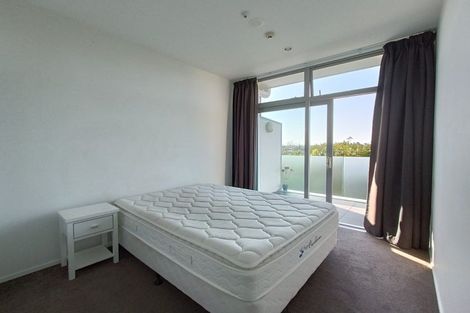 Photo of property in 106/102 Pakuranga Road, Pakuranga, Auckland, 2010