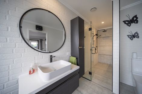 Photo of property in 10 Orbell Crescent, Te Anau, 9679