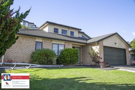 Photo of property in 20 Sunvista Avenue, Oteha, Auckland, 0632