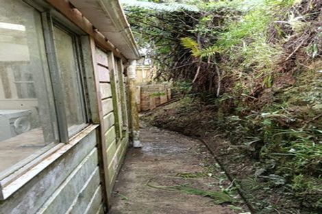 Photo of property in 28 Highbury Road, Highbury, Wellington, 6012