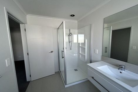 Photo of property in 71 Links Drive, Waiwhakaiho, New Plymouth, 4312