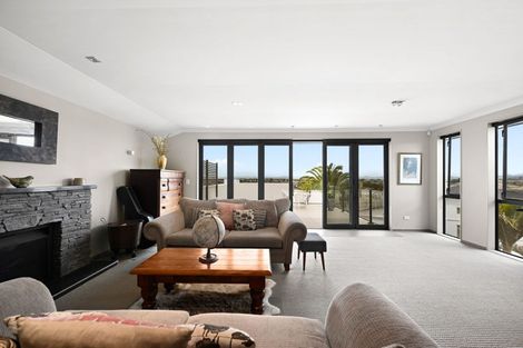 Photo of property in 21 Raddington Way, Huntington, Hamilton, 3210