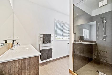 Photo of property in 30 Wautaiti Drive, Riverhead, 0820