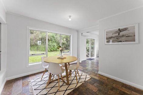 Photo of property in 5 Stanhope Grove, Korokoro, Lower Hutt, 5012