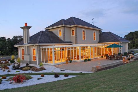 Photo of property in 470 Waitoki Road, Wainui, Silverdale, 0994