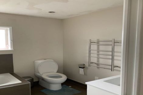 Photo of property in 43 Minaret Drive, Bucklands Beach, Auckland, 2014