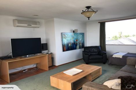 Photo of property in 588 Papamoa Beach Road, Papamoa Beach, Papamoa, 3118