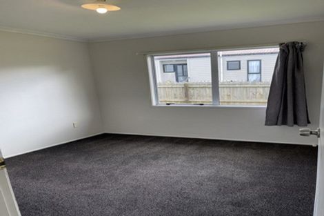 Photo of property in 1/20 Solveig Place, Randwick Park, Auckland, 2105